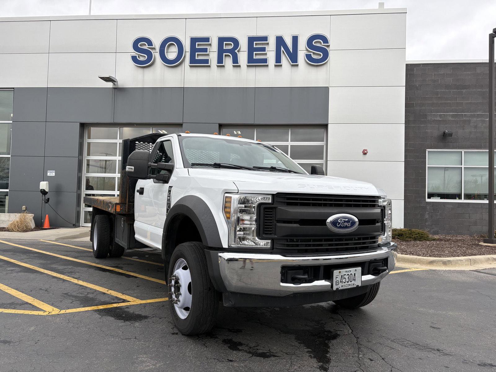 Used 2019 Ford F550 2WD Regular Cab Super Duty image 1