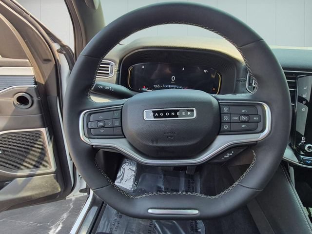 Used 2023 Jeep Wagoneer Series II AWD/4WD image 17