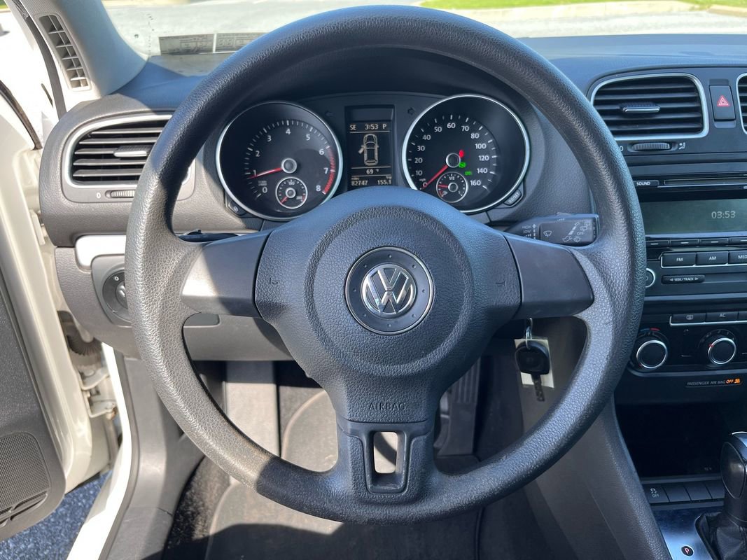 Used 2012 Volkswagen Golf 4-Door FWD image 16