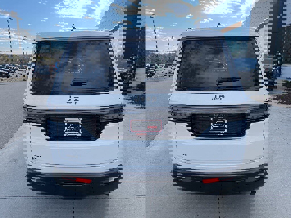 New 2026 Jeep Grand Wagoneer L Limited image 20