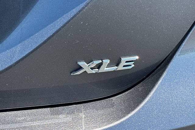 Used 2018 Toyota Camry XLE w/ Audio Package FWD image 31