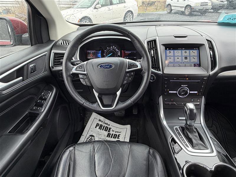 Used 2016 Ford Edge Titanium w/ Equipment Group 302A AWD/4WD image 9
