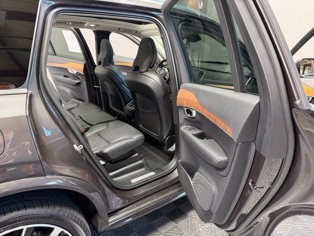 Used 2023 Volvo XC90 B6 Plus w/ Protection Package Premier AWD/4WD image 28