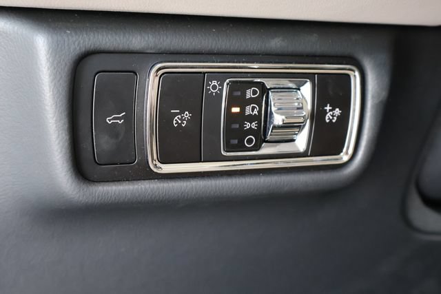 New 2025 Lincoln Aviator 2WD w/ Jet Appearance Package image 24
