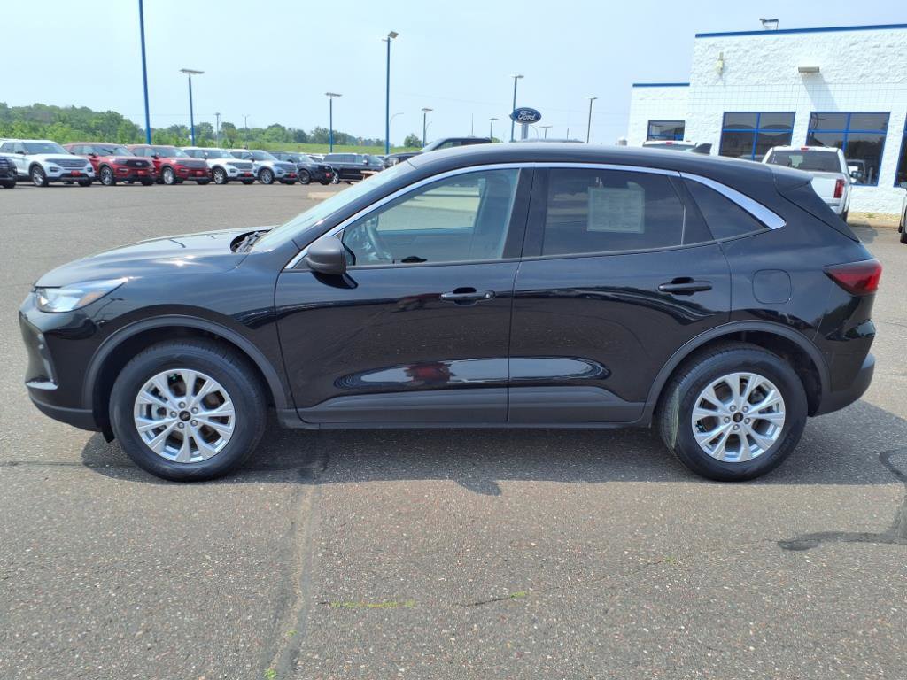 Certified 2024 Ford Escape Active image 2
