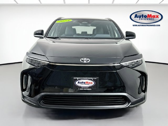 Used 2024 Toyota bZ4X AWD w/ Weather Package image 7