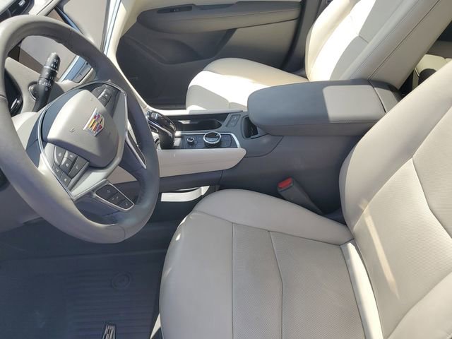 Certified 2023 Cadillac XT5 Premium Luxury w/ LPO, Floor Liner Package AWD/4WD image 27