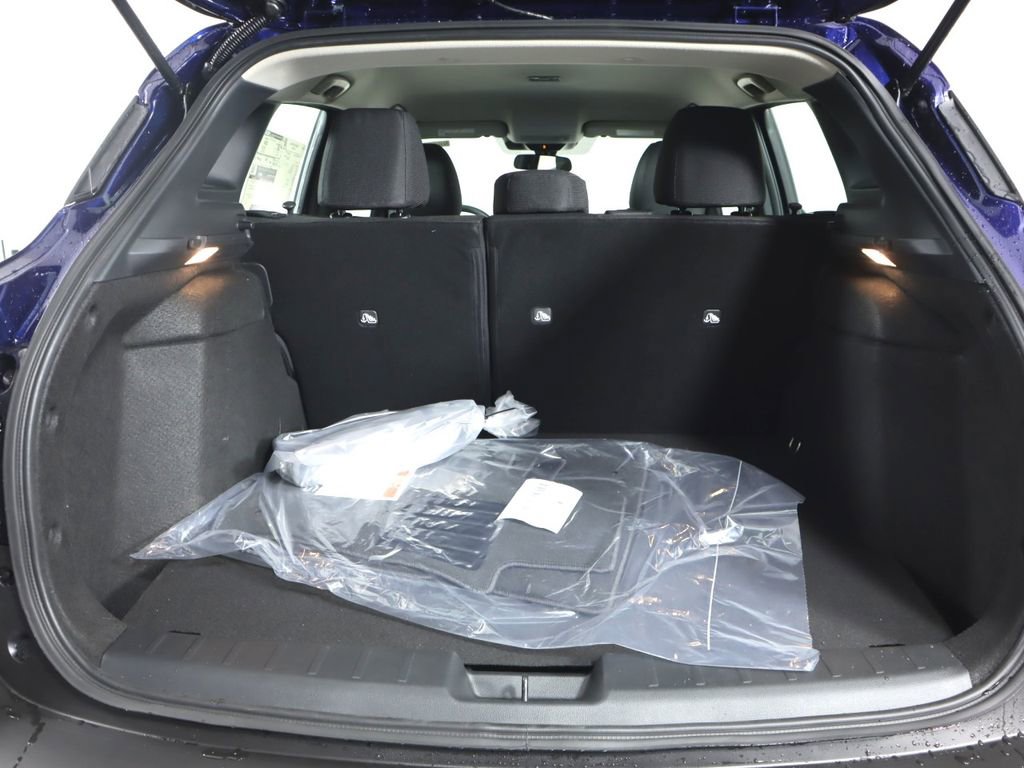 New 2026 Nissan Kicks S image 20