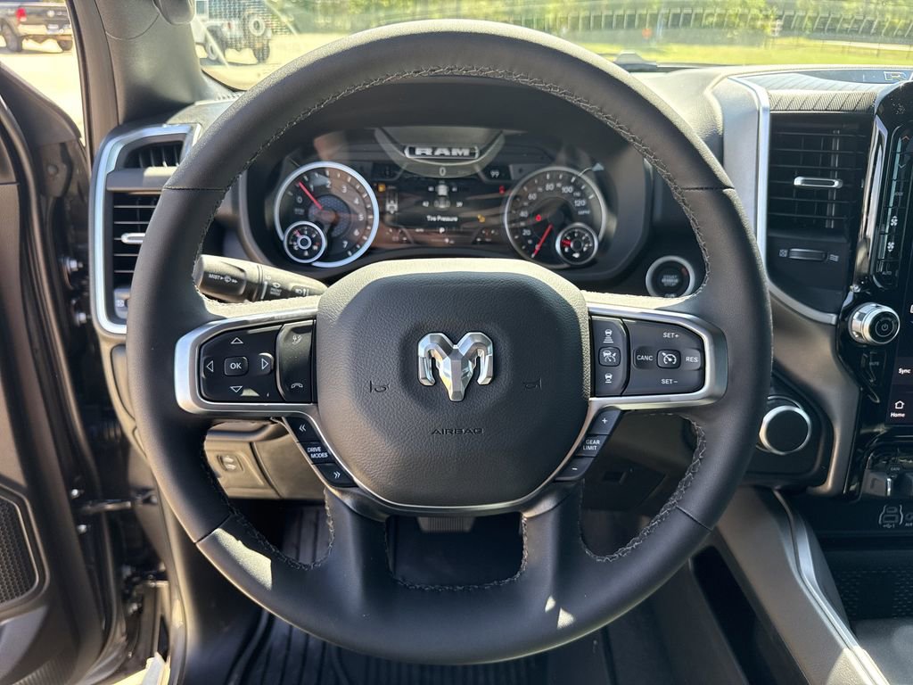 New 2026 RAM 1500 4x4 Crew Cab image 14