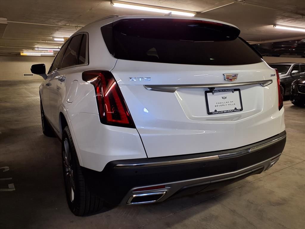 New 2025 Cadillac XT5 Premium Luxury FWD image 10