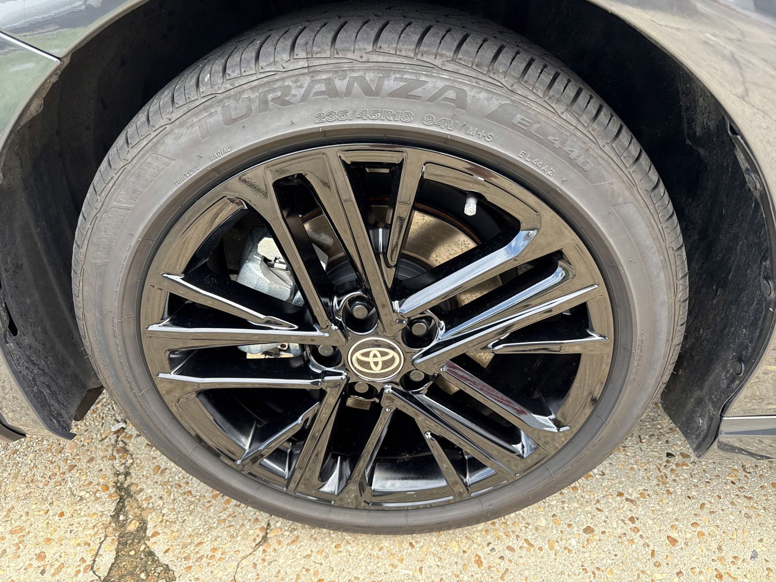 Used 2025 Toyota Camry SE image 10