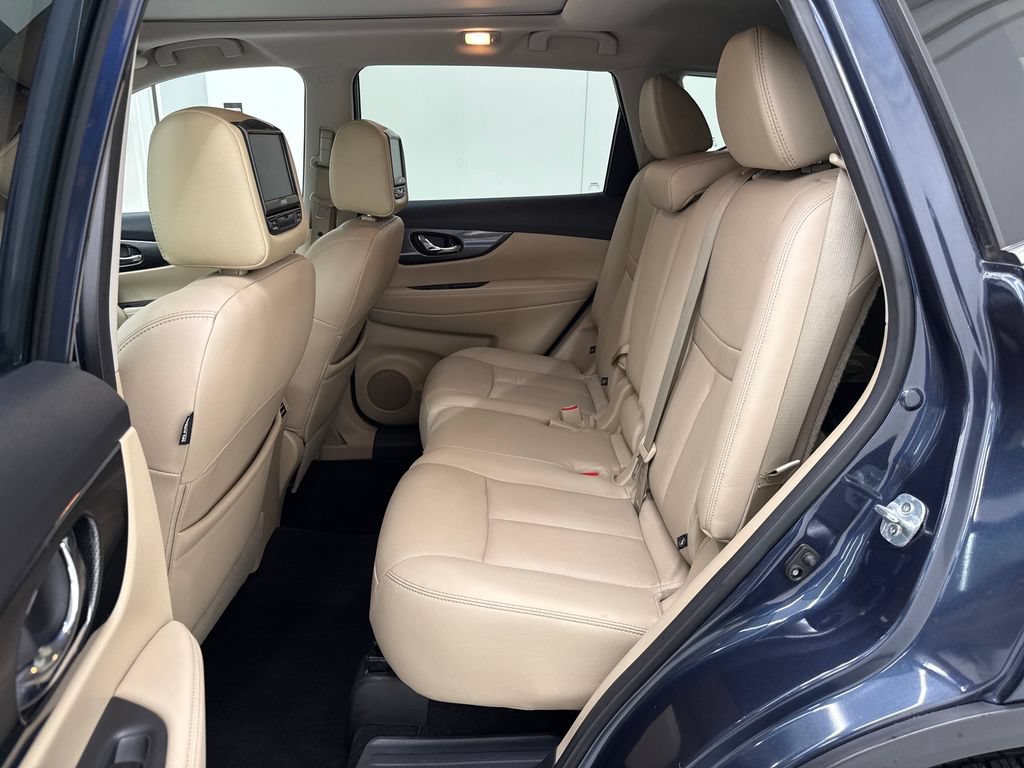 Used 2016 Nissan Rogue SL w/ SL Premium Package AWD/4WD image 26