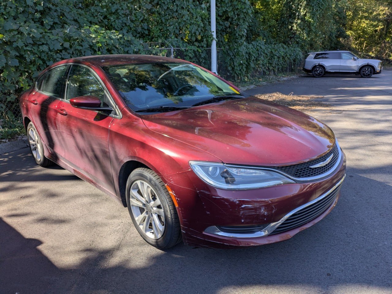 Used 2016 Chrysler 200 Limited FWD image 2