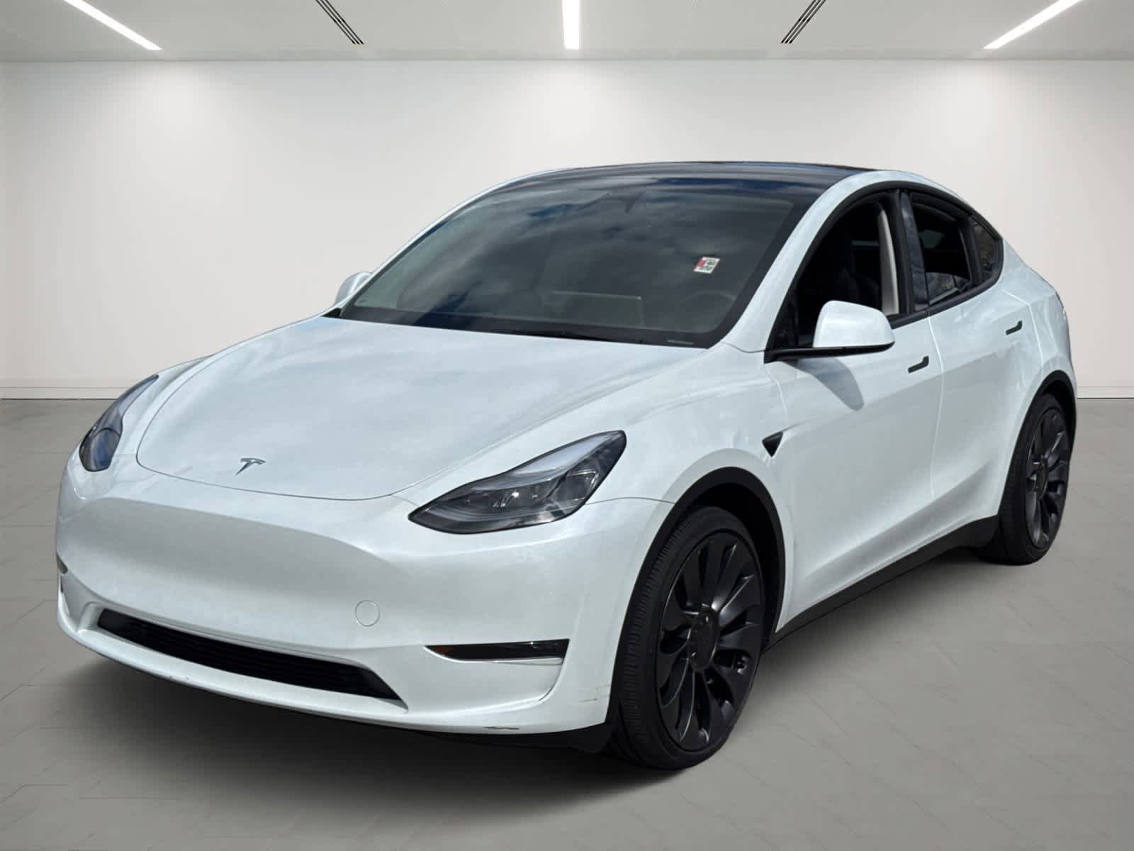 Used 2025 Tesla Model Y Performance AWD/4WD image 1