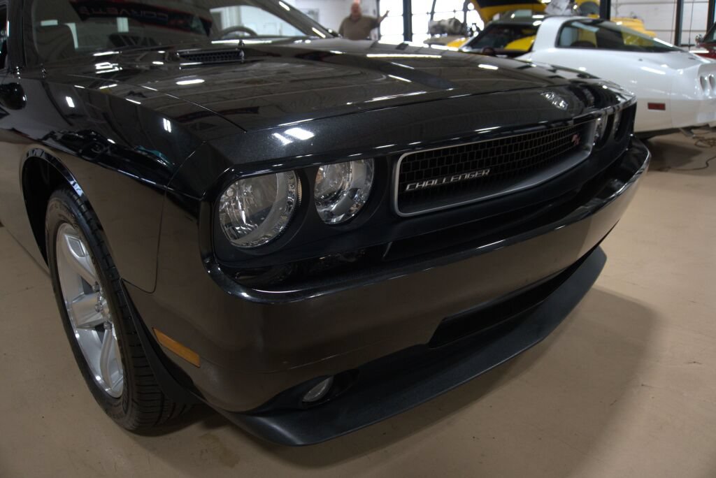 Used 2009 Dodge Challenger R/T RWD image 14