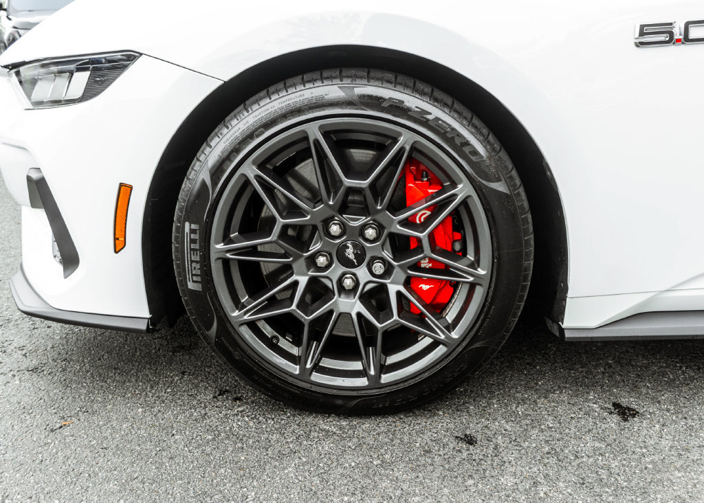 Used 2024 Ford Mustang GT Premium w/ GT Performance Package RWD image 27