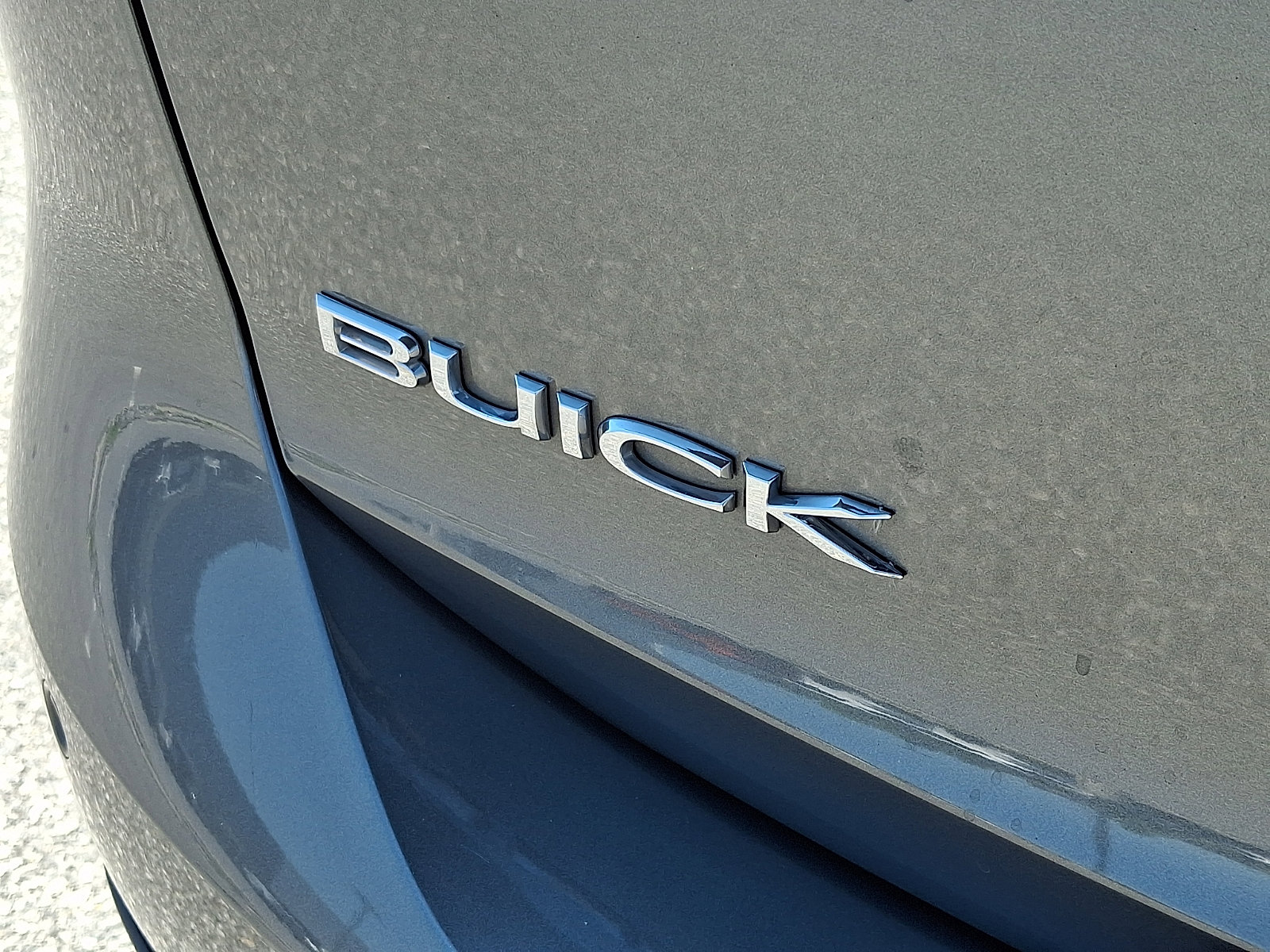 Used 2018 Buick Regal Essence w/ Driver Confidence Package #1 AWD/4WD image 30