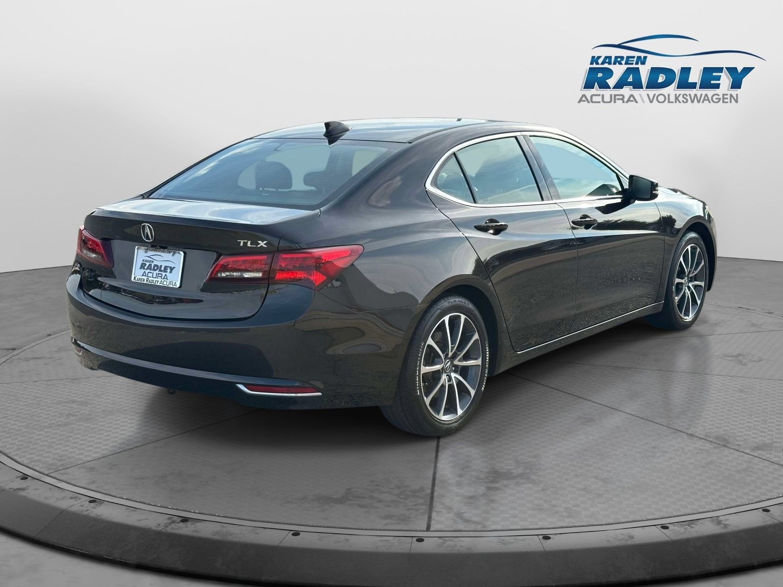Used 2015 Acura TLX w/ Technology Package FWD image 2