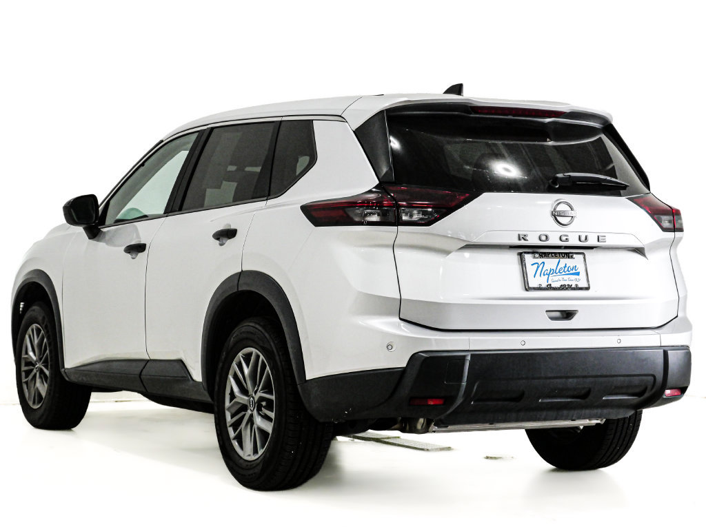 Used 2024 Nissan Rogue S FWD image 8