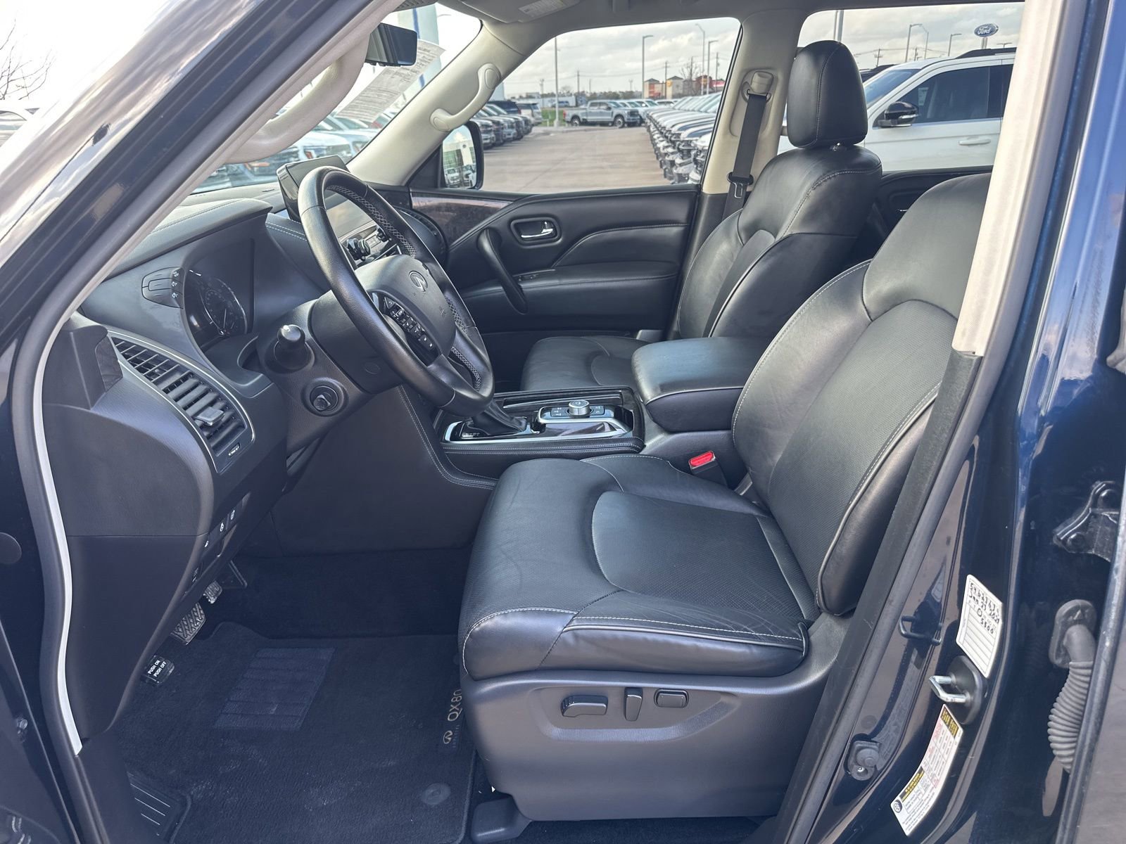 Used 2024 INFINITI QX80 Luxe image 16