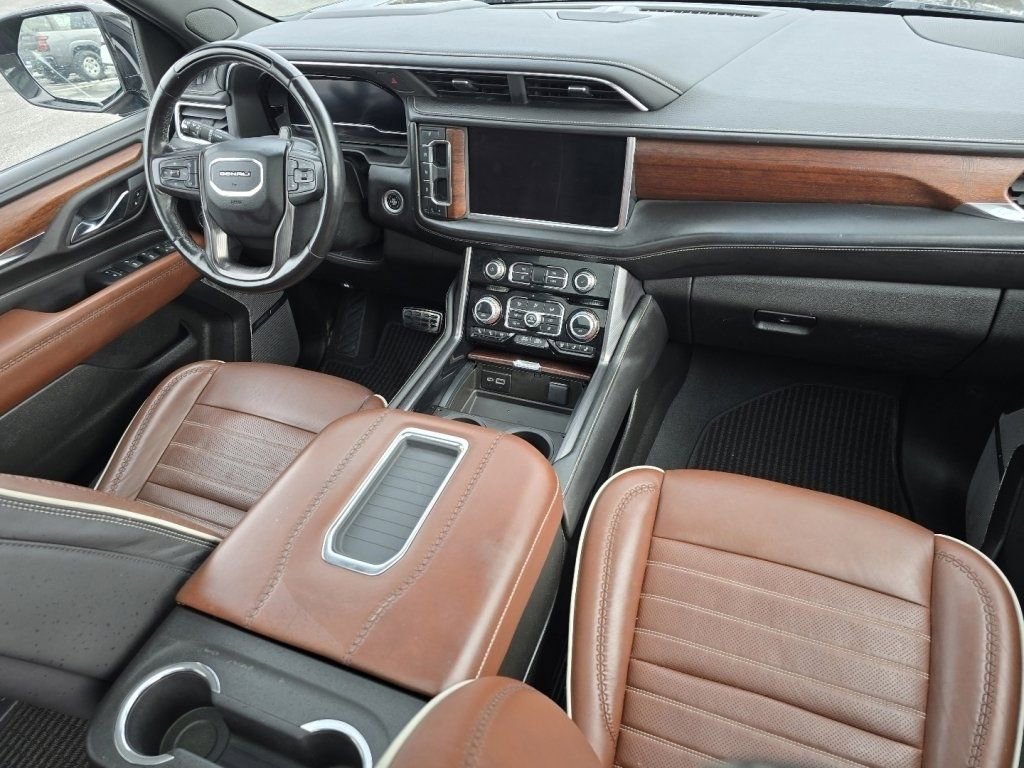 Used 2023 GMC Yukon XL Denali Ultimate image 20