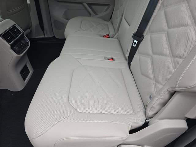 New 2026 Volkswagen Atlas SE image 14