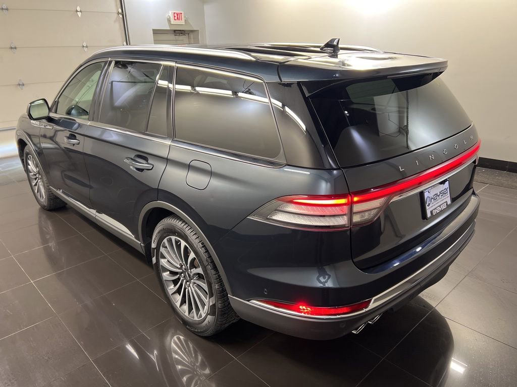 Used 2022 Lincoln Aviator Reserve w/ Equipment Group 201A image 4