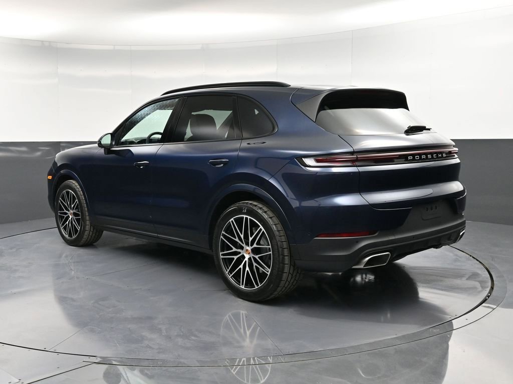 New 2026 Porsche Cayenne image 3