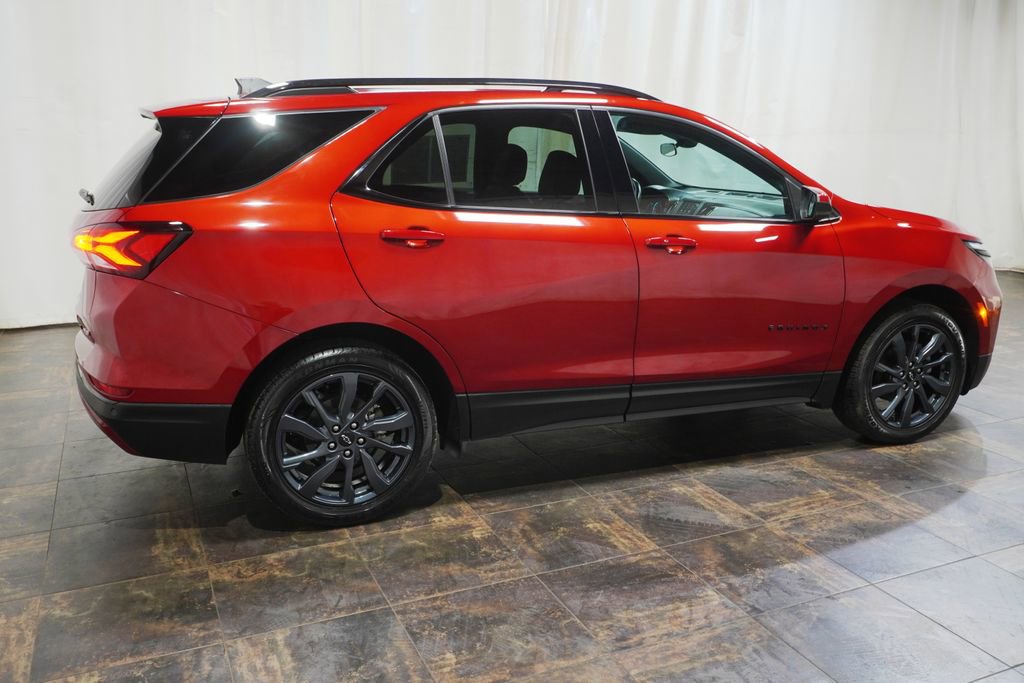 Used 2024 Chevrolet Equinox RS AWD/4WD image 4