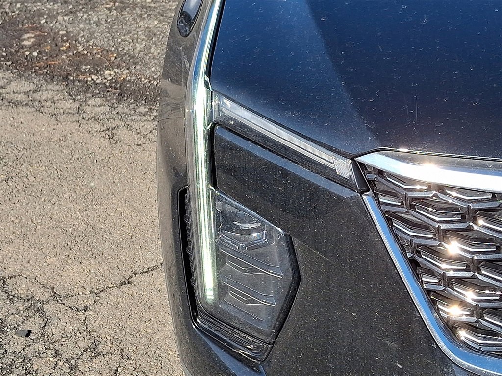 Certified 2024 Cadillac XT4 Premium Luxury image 9