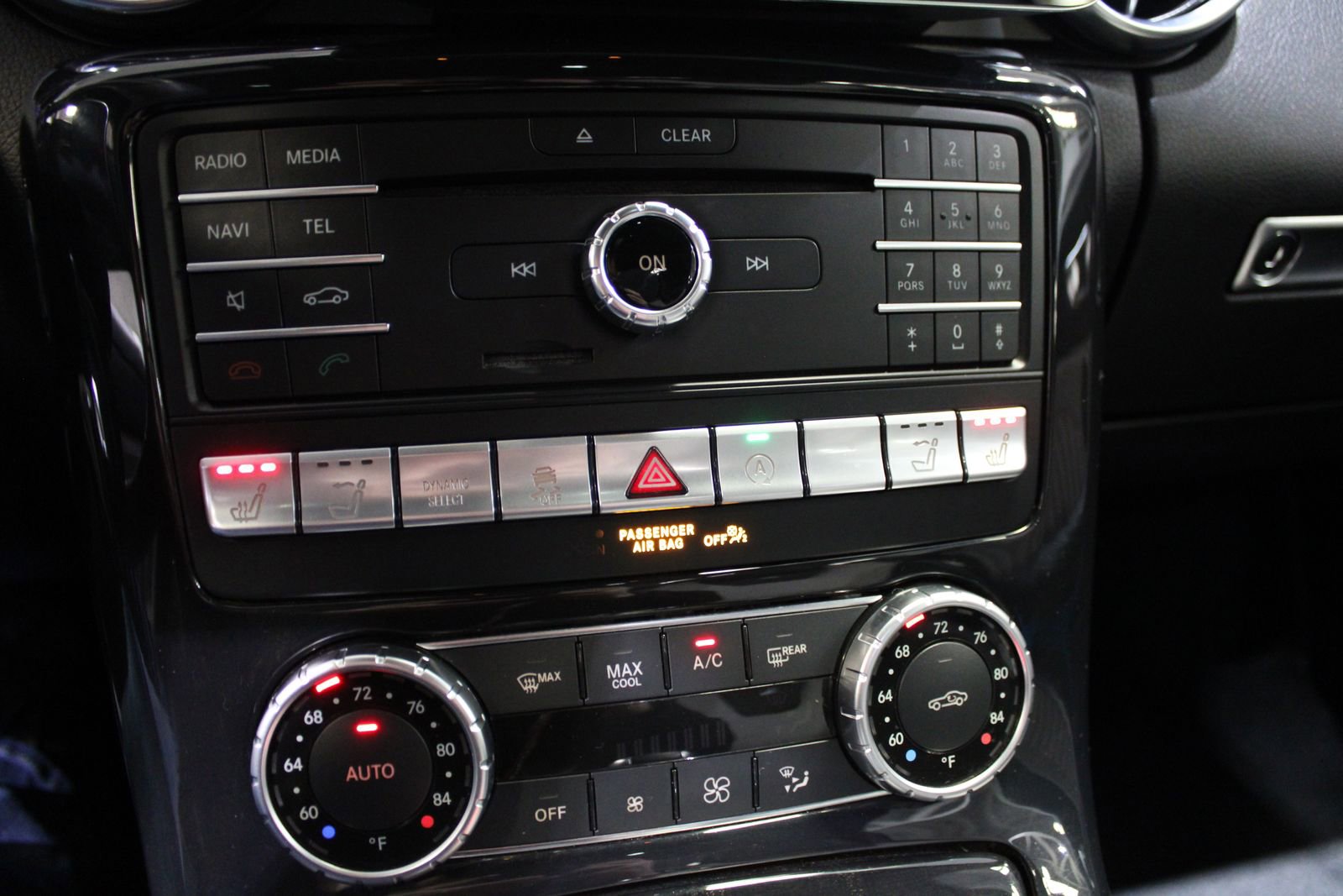 Used 2019 Mercedes-Benz SLC 43 AMG image 31