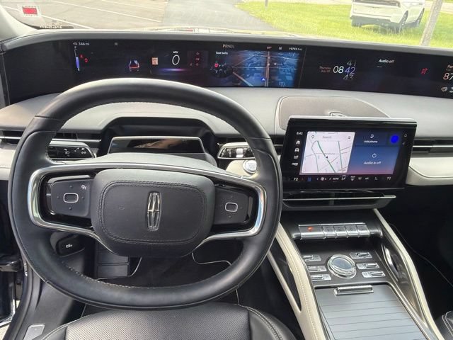 Certified 2024 Lincoln Nautilus Premier AWD/4WD image 13