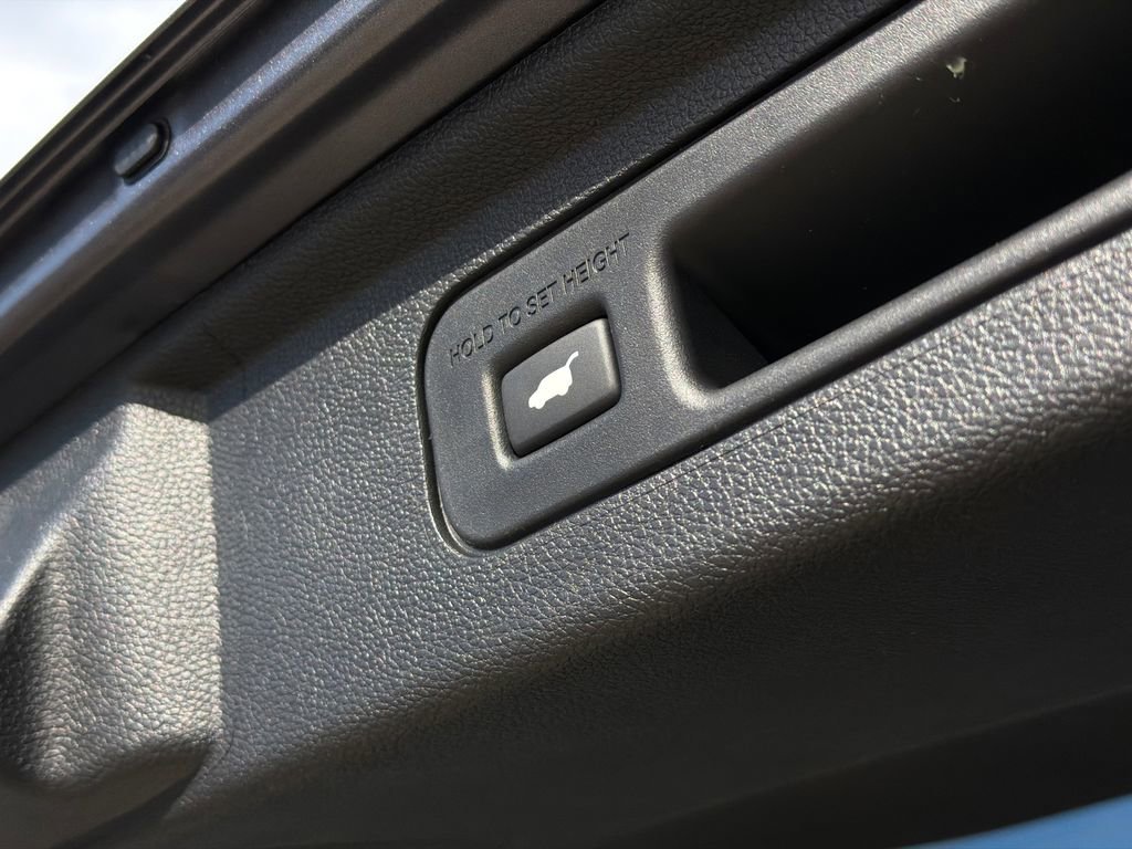 New 2026 Honda Odyssey Touring image 8