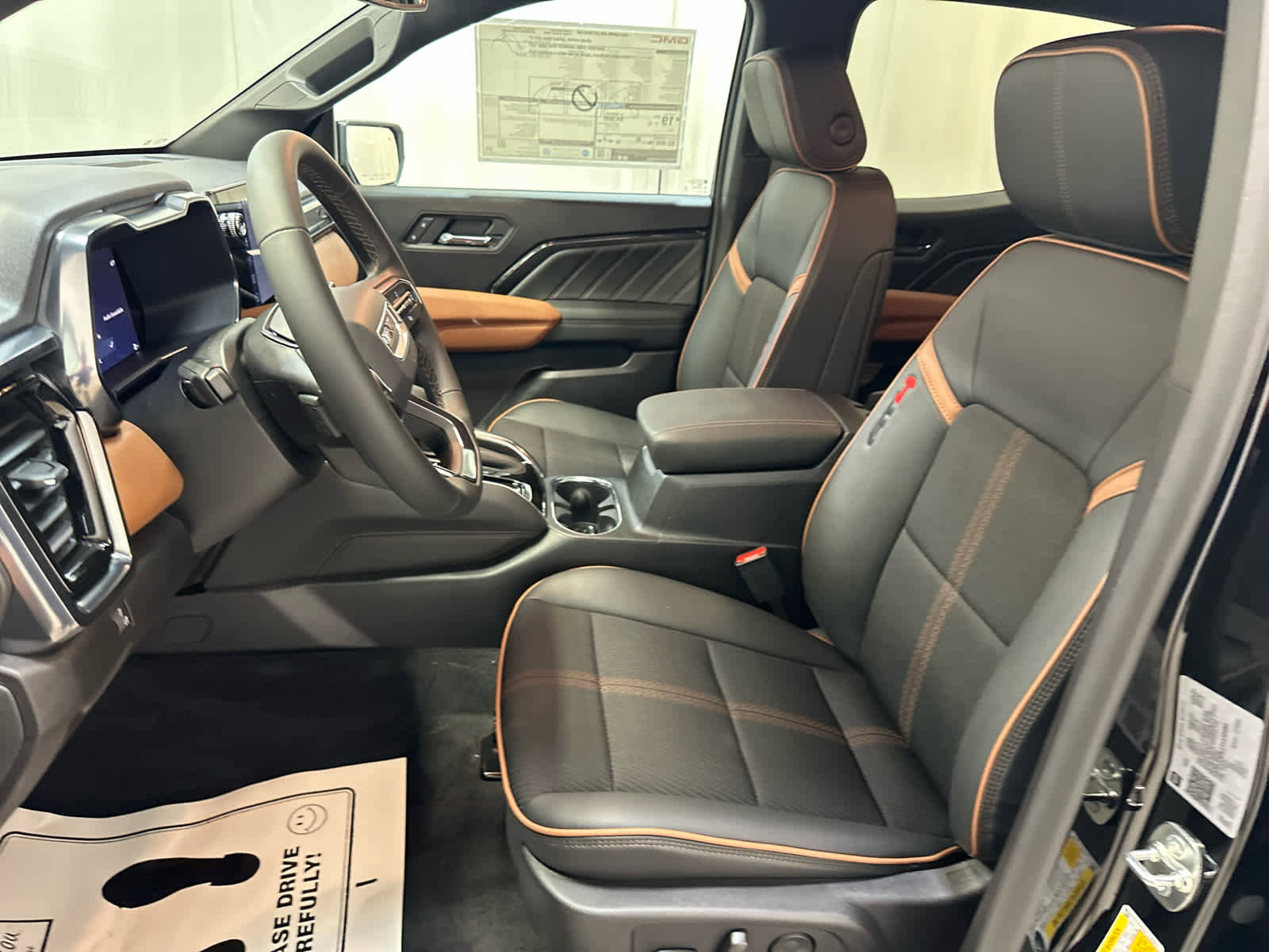 New 2026 GMC Canyon AT4 image 12