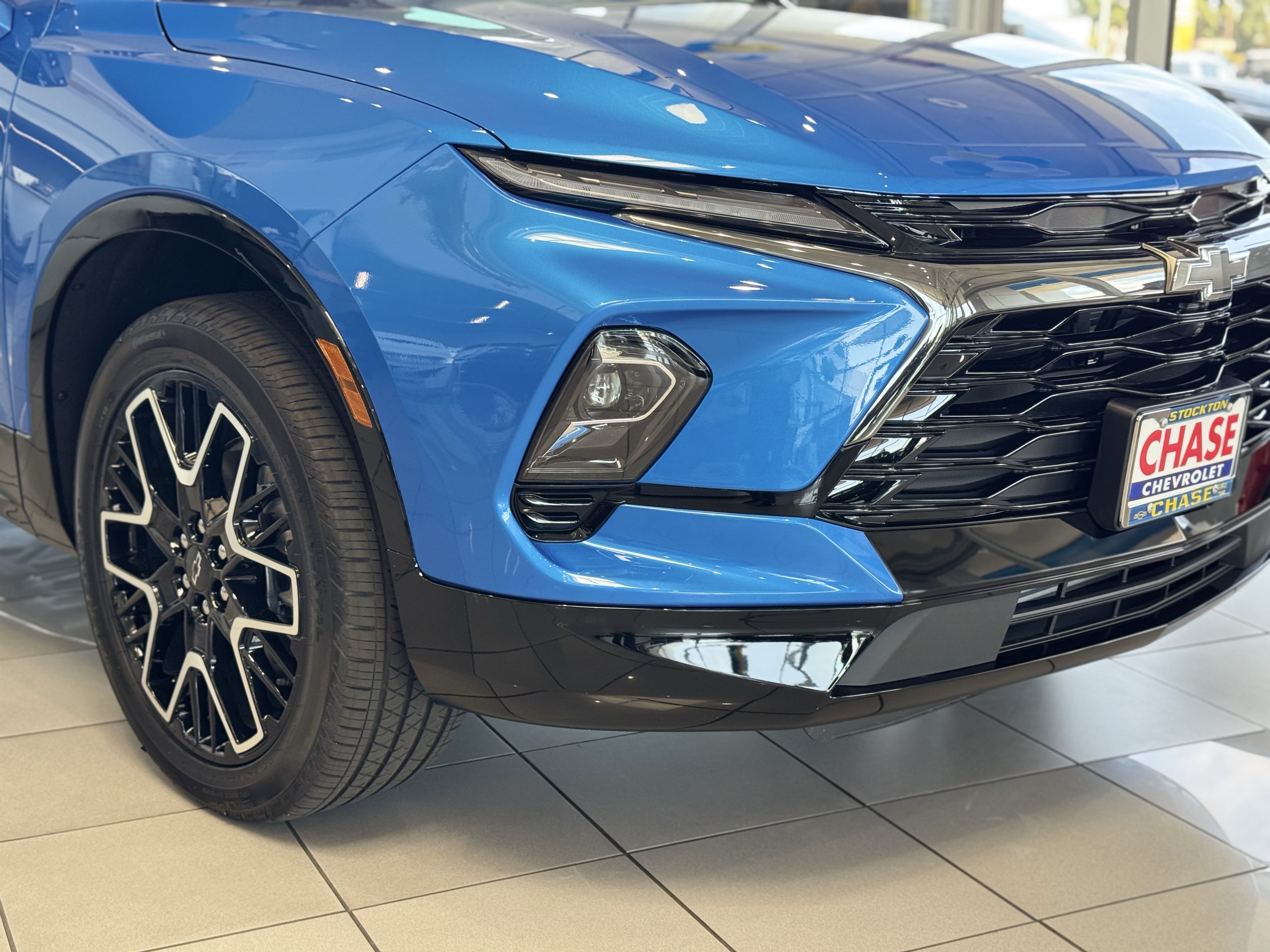 New 2026 Chevrolet Blazer RS w/ Driver Confidence II Package FWD image 3