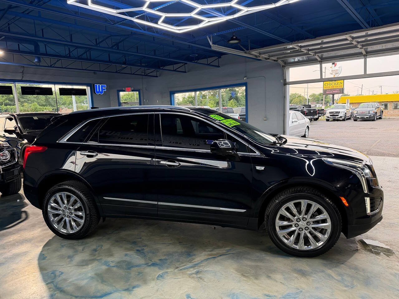 Used 2019 Cadillac XT5 Platinum AWD/4WD image 8
