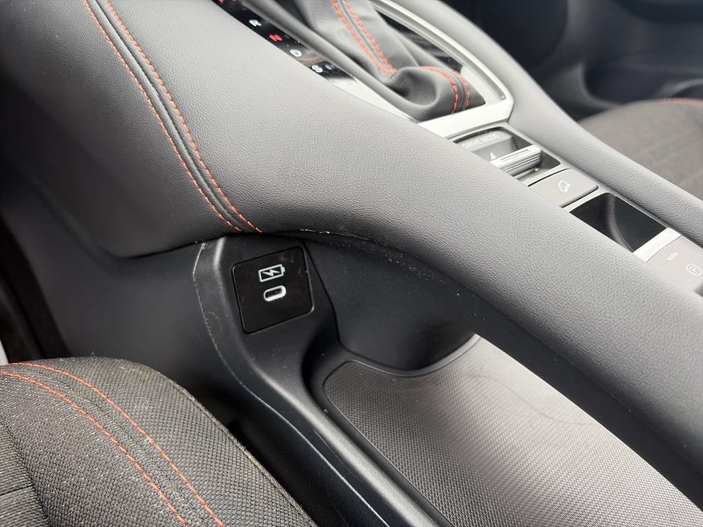 Used 2025 Honda HR-V Sport image 22
