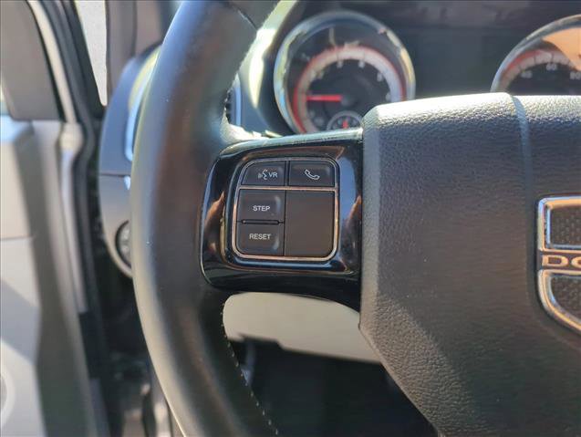 Used 2017 Dodge Grand Caravan SXT image 14