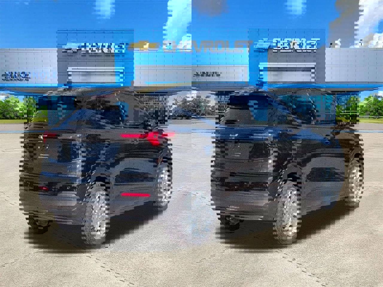 New 2027 Chevrolet Bolt LT image 4