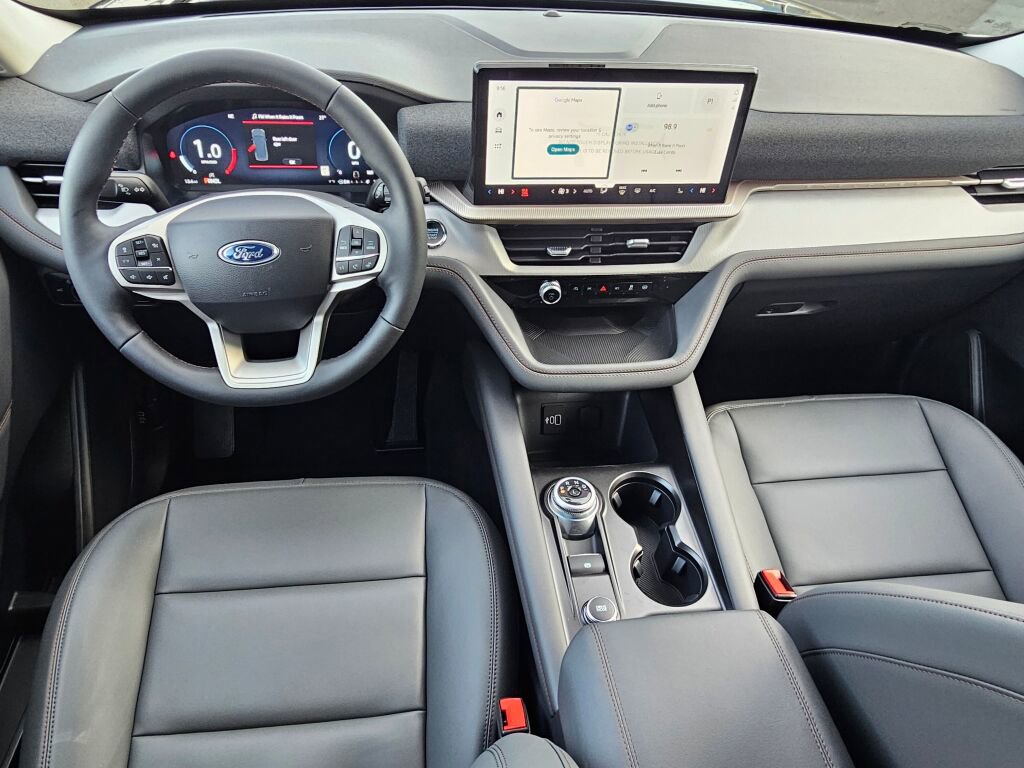 New 2026 Ford Explorer Active w/ Active Comfort Package image 10