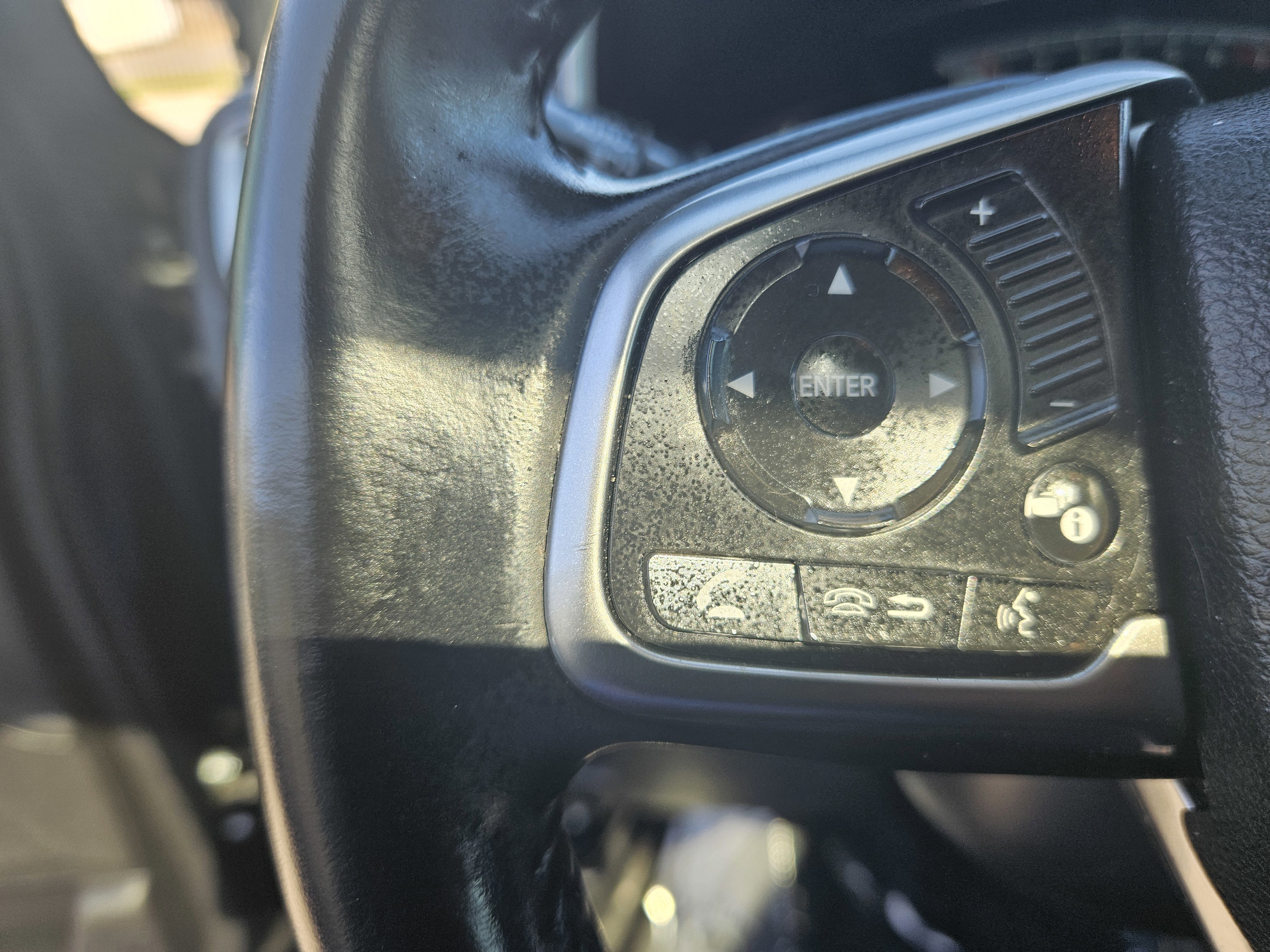 Used 2017 Honda CR-V EX-L image 18