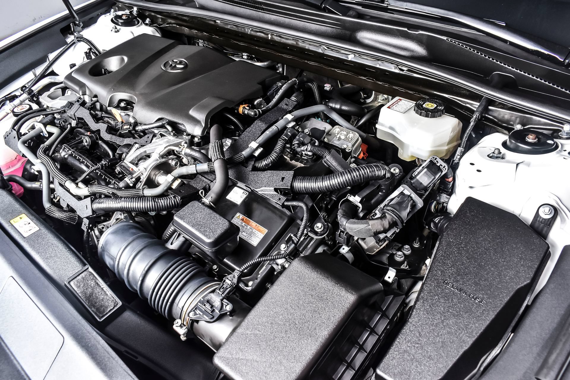 Used 2020 Toyota Avalon XLE w/ Moonroof Package FWD image 13