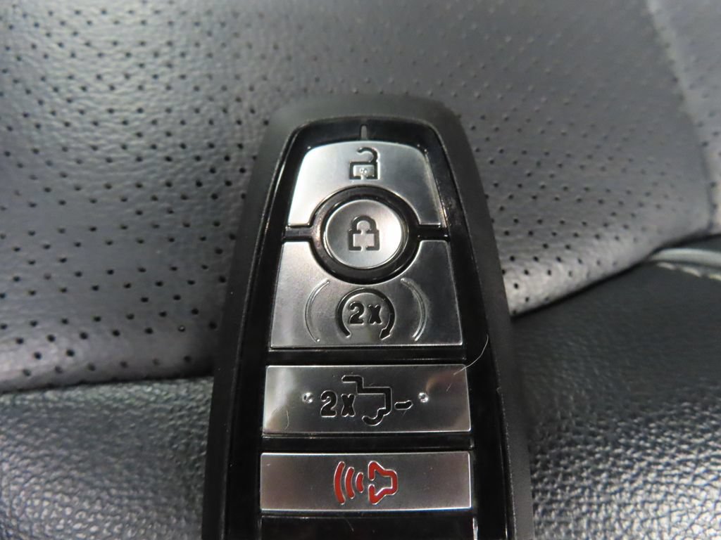 Used 2025 Ford F150 Lariat AWD/4WD image 61