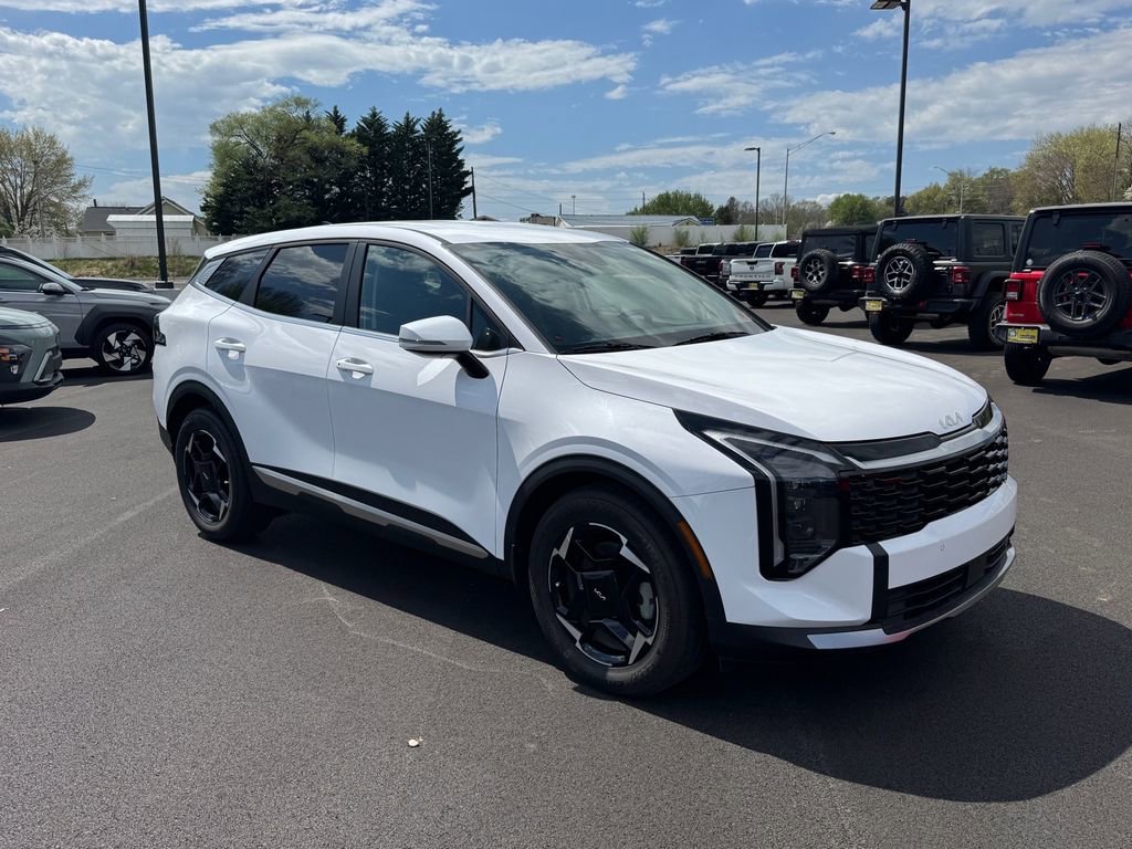 Used 2026 Kia Sportage EX image 2