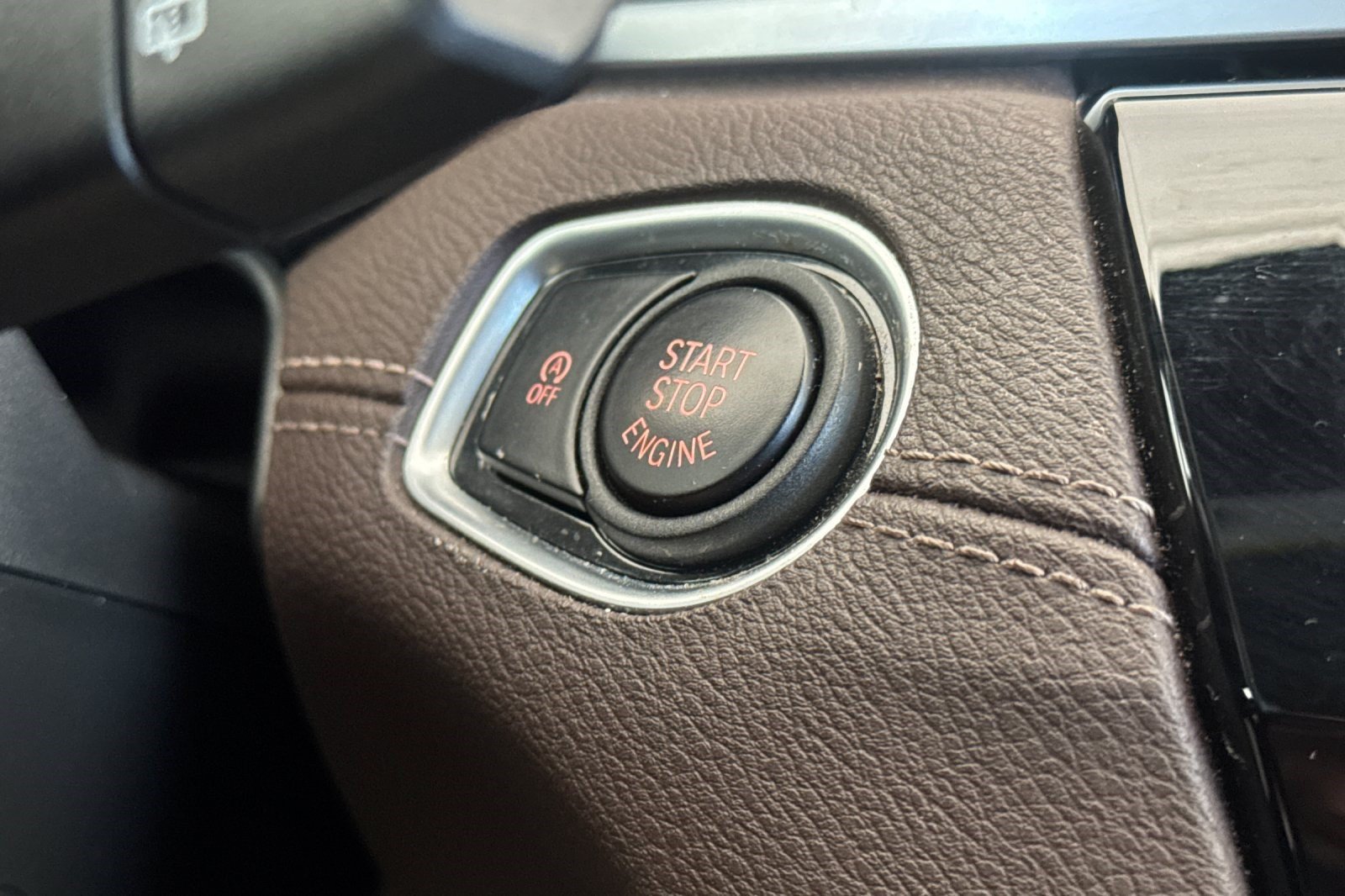Used 2020 BMW X1 sDrive28i w/ Convenience Package FWD image 16