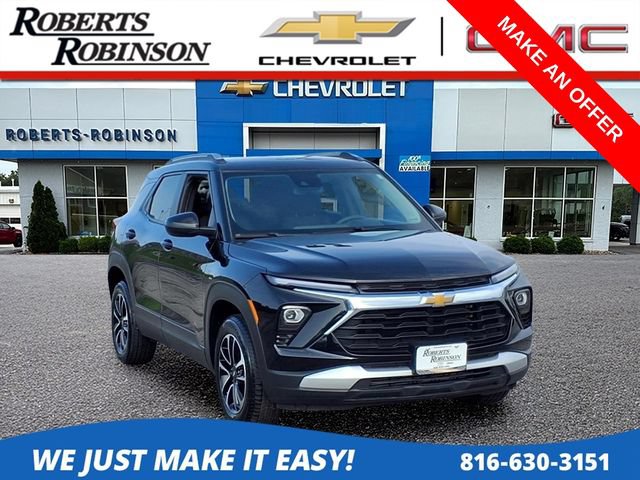 Used 2025 Chevrolet TrailBlazer LT AWD/4WD image 1
