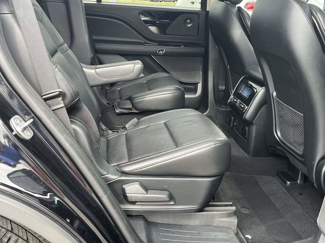 Used 2021 Lincoln Aviator Reserve w/ Elements Package Plus AWD/4WD image 25