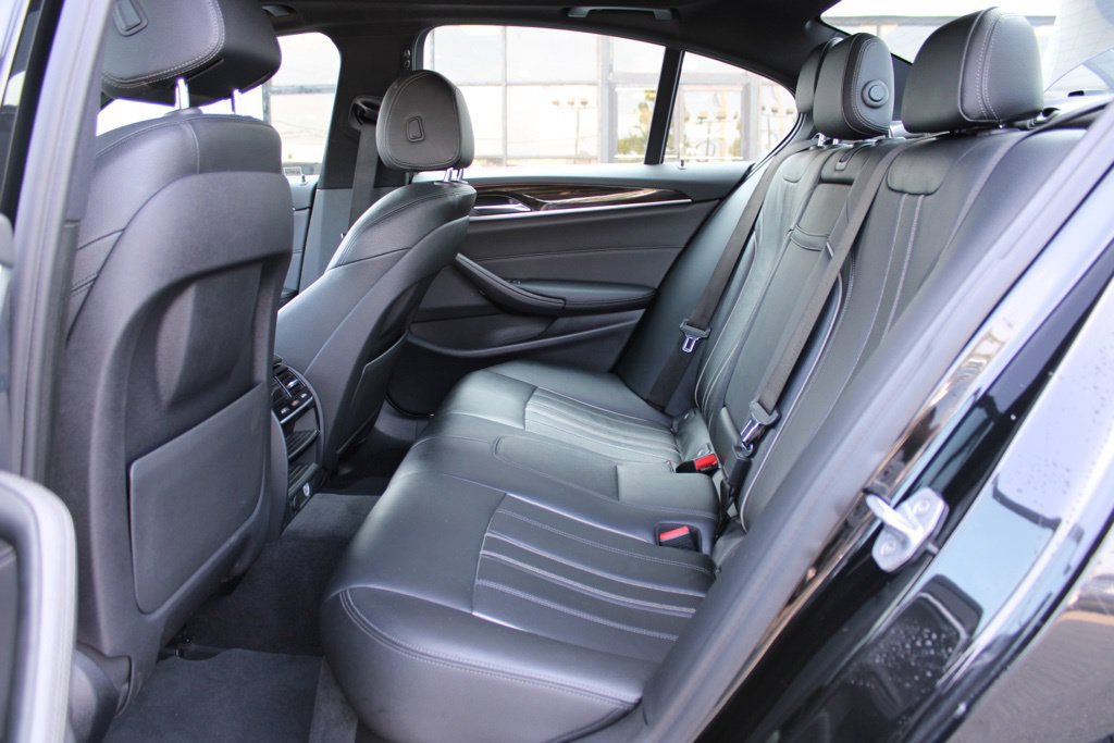 Used 2018 BMW 540i RWD image 11