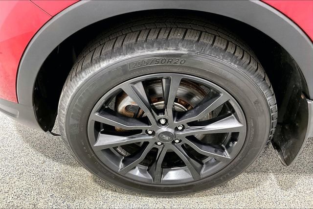 Used 2018 Ford Explorer XLT w/ XLT Appearance Package image 36