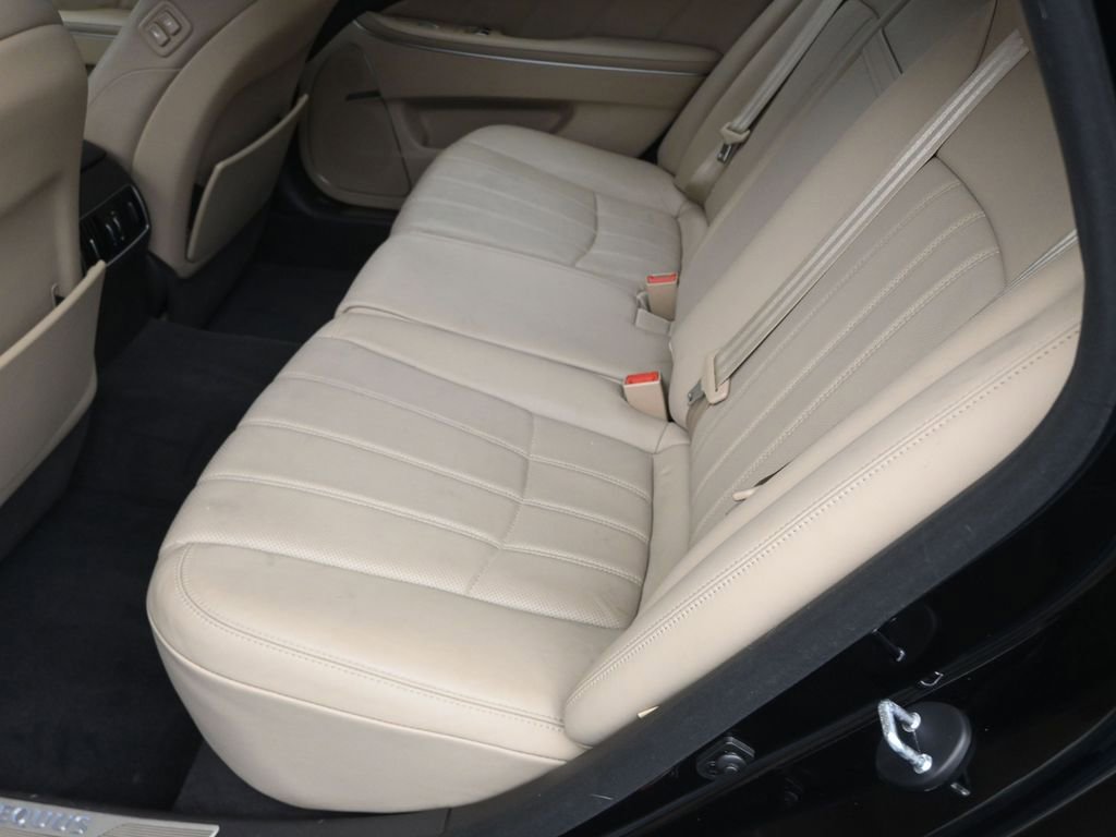 Used 2012 Hyundai Equus Signature image 27